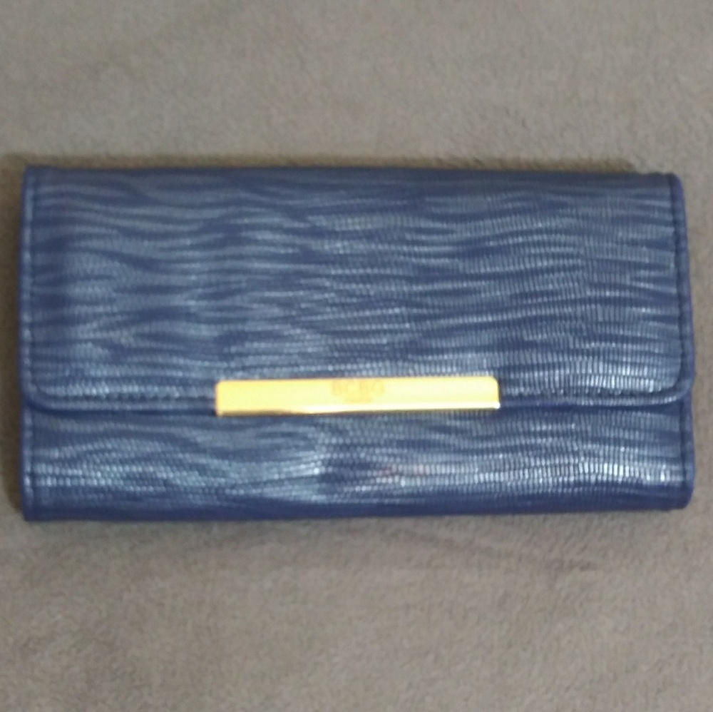 BCBG Wallet
